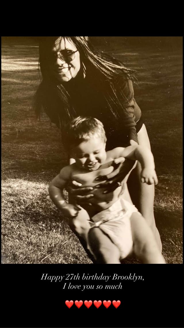 "Любим тебя". Бекхэмы публично обратились к сыну на фоне семейного раскола (фото)